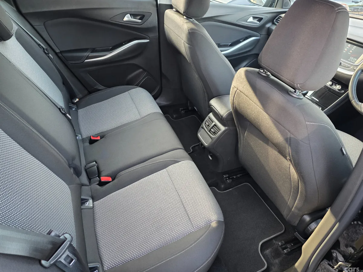Opel Grandland X SUV, Petrol, 2020, Black