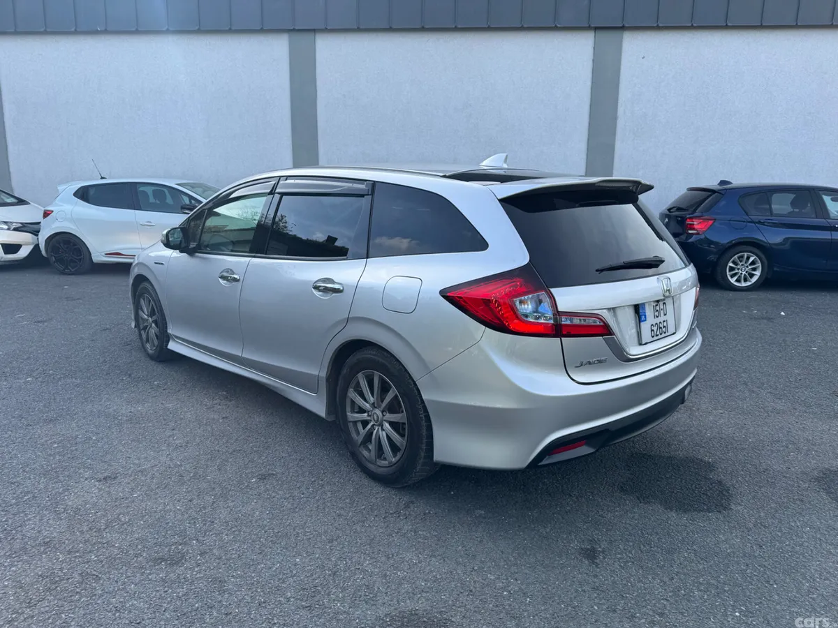 Honda Jade MPV, Petrol Hybrid, 2015, Silver