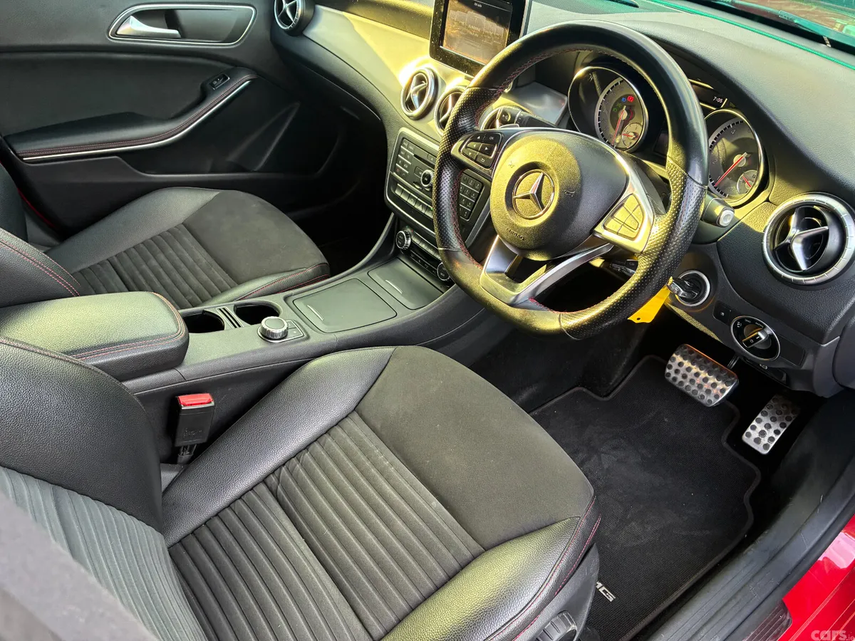 Mercedes-Benz CLA Saloon, Petrol, 2015, Red