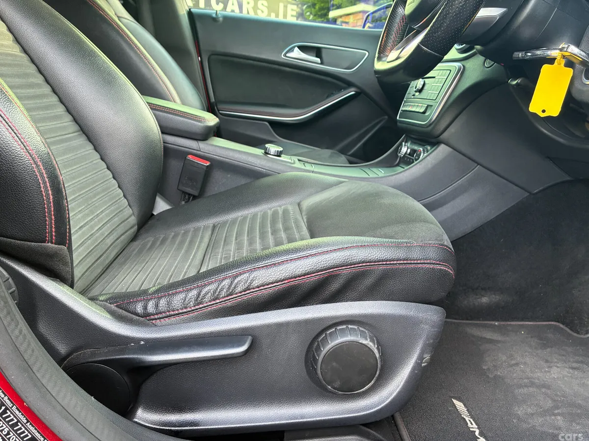 Mercedes-Benz CLA Saloon, Petrol, 2015, Red