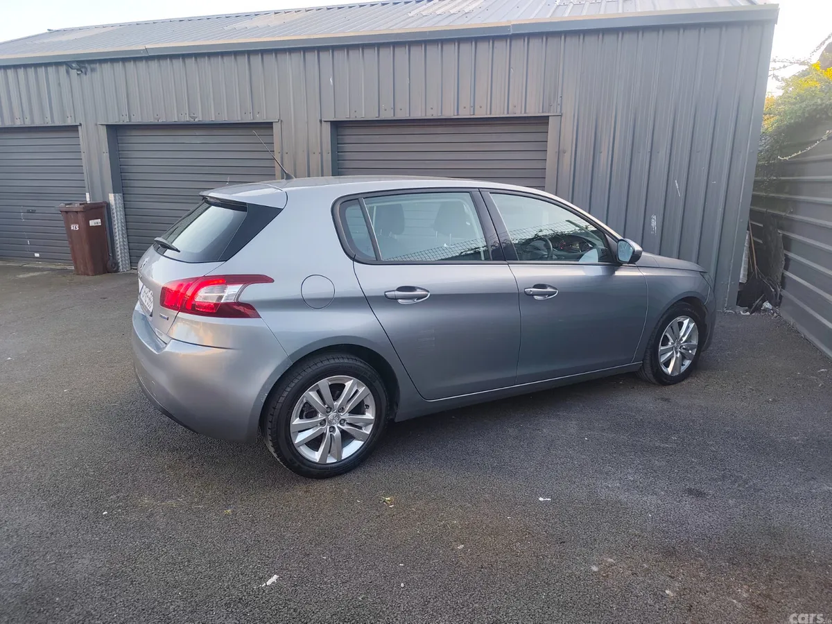 Peugeot 308 Hatchback, Diesel, 2016, Grey
