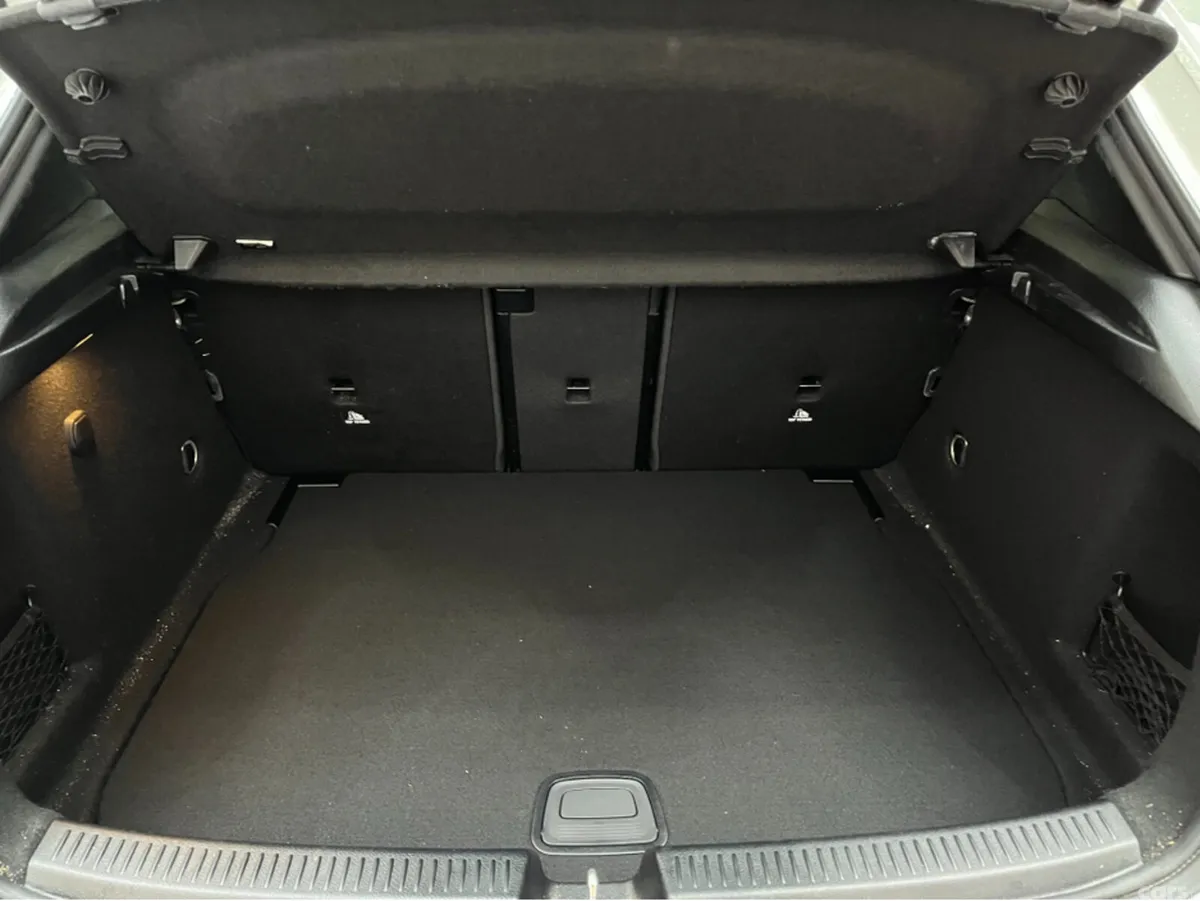 Mercedes-Benz A-Class Hatchback, Diesel, 2021, White