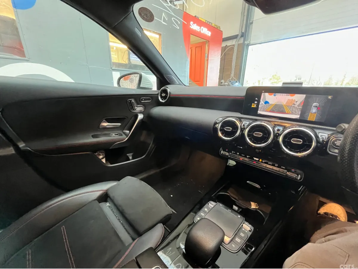 Mercedes-Benz A-Class Hatchback, Diesel, 2021, White