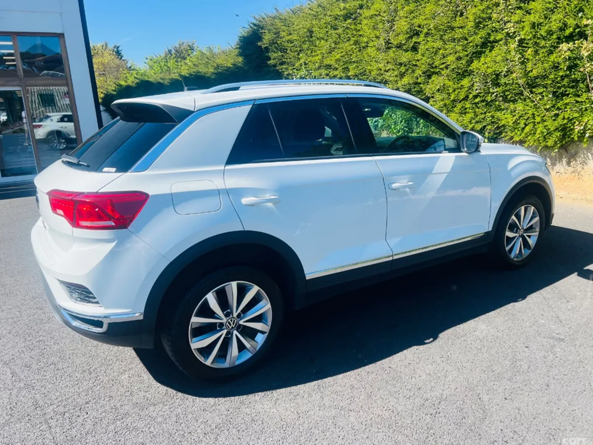 Volkswagen T-Roc SUV, Diesel, 2021, White