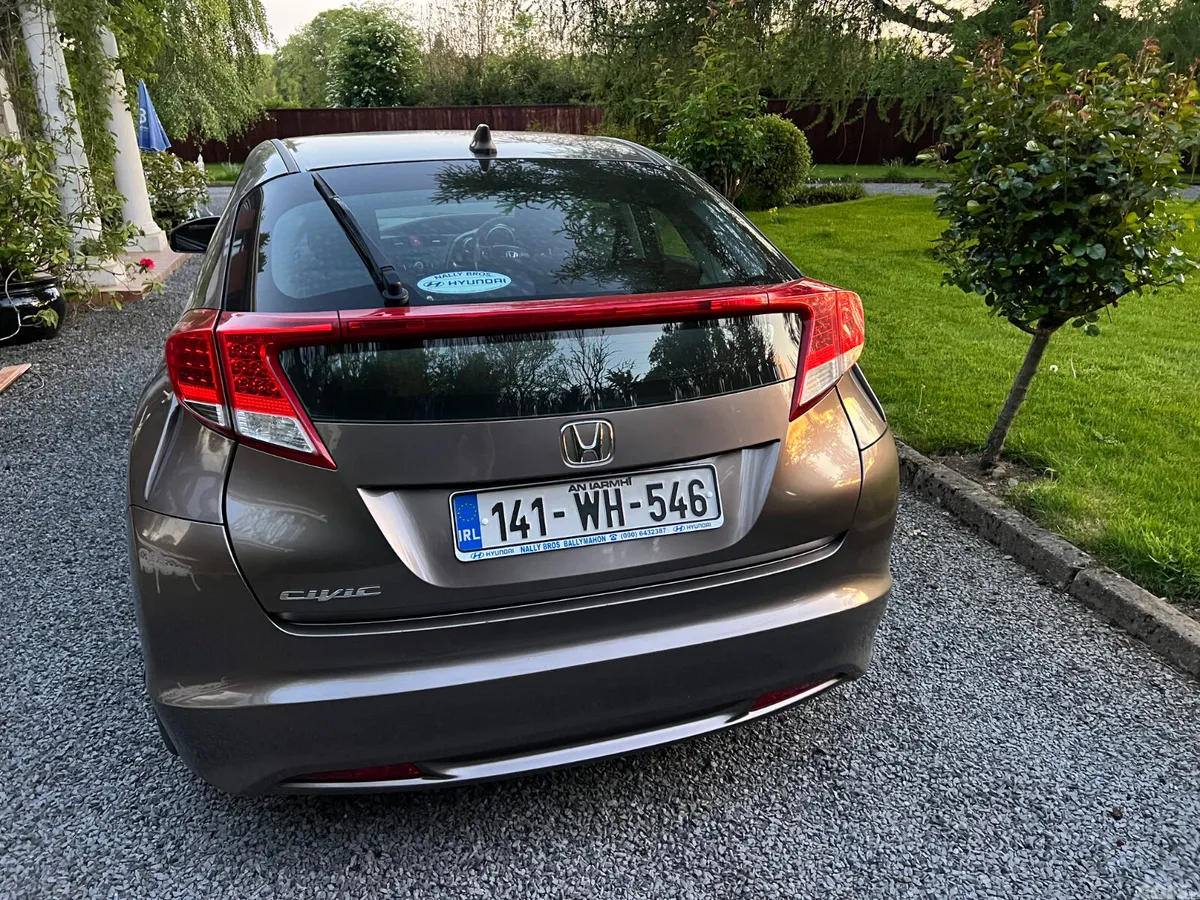 Honda Civic Hatchback, Diesel, 2014, Beige