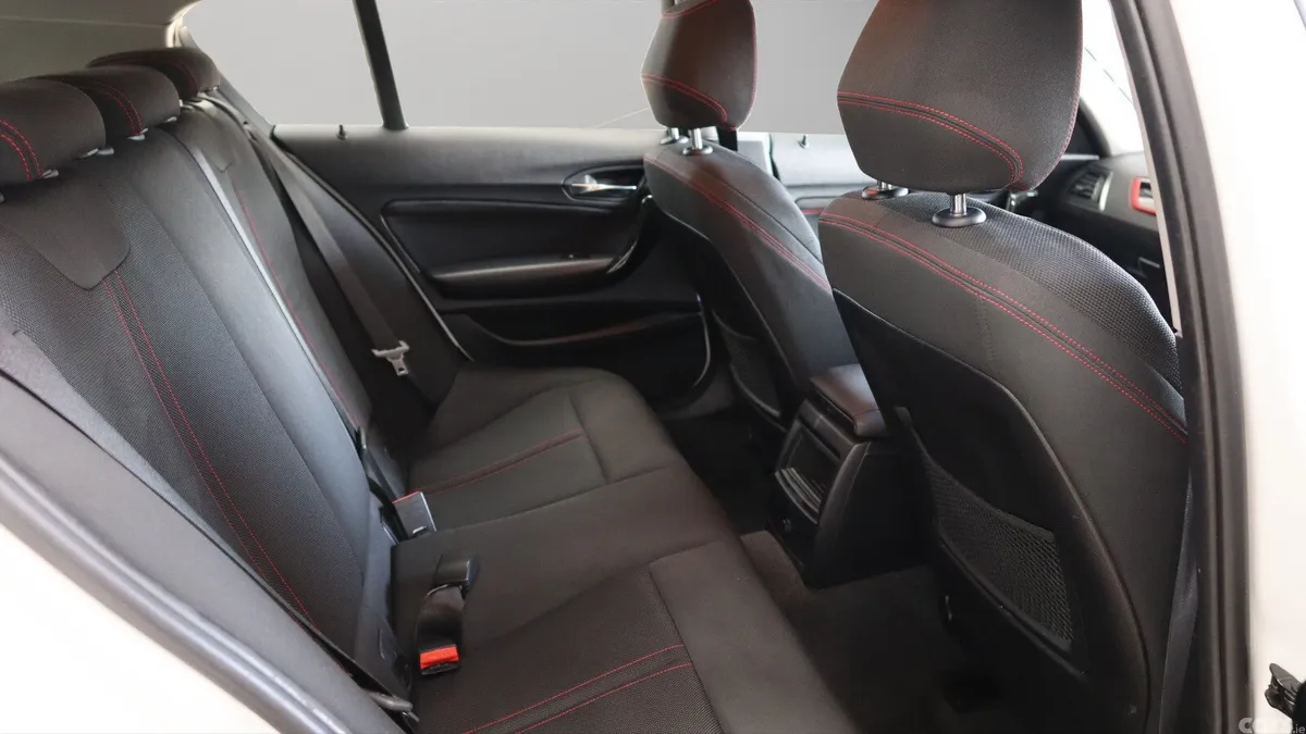BMW 1-Series Hatchback, Diesel, 2018, White