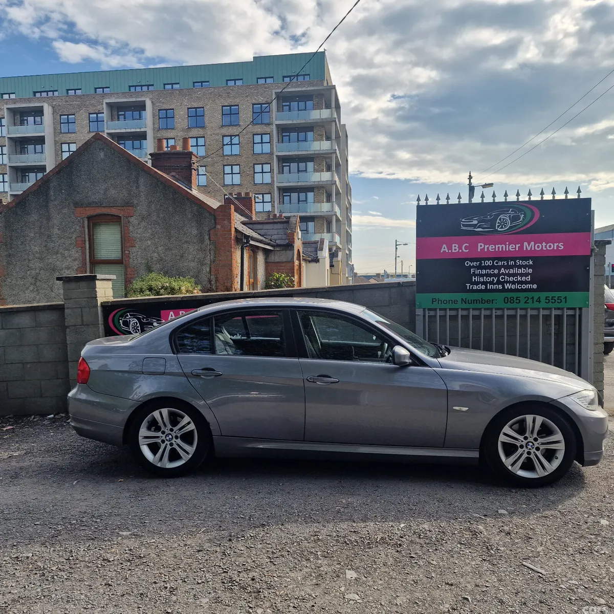 BMW 3-Series Saloon, Diesel, 2010, Grey