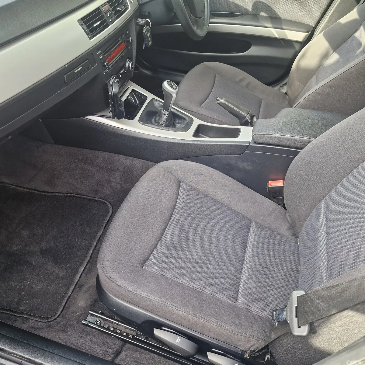 BMW 3-Series Saloon, Diesel, 2010, Grey