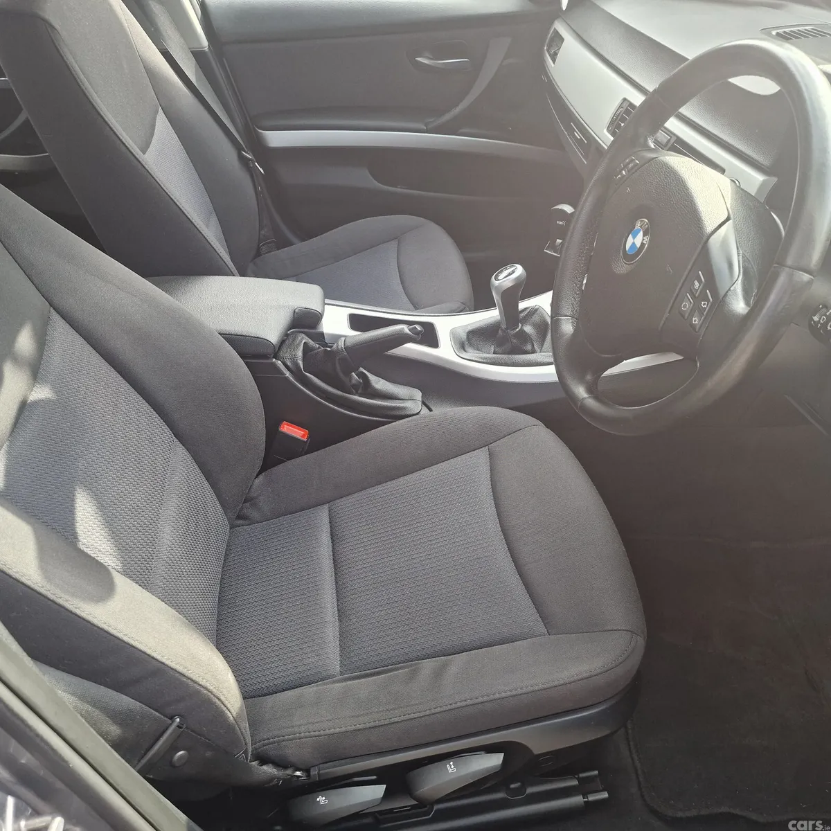 BMW 3-Series Saloon, Diesel, 2010, Grey