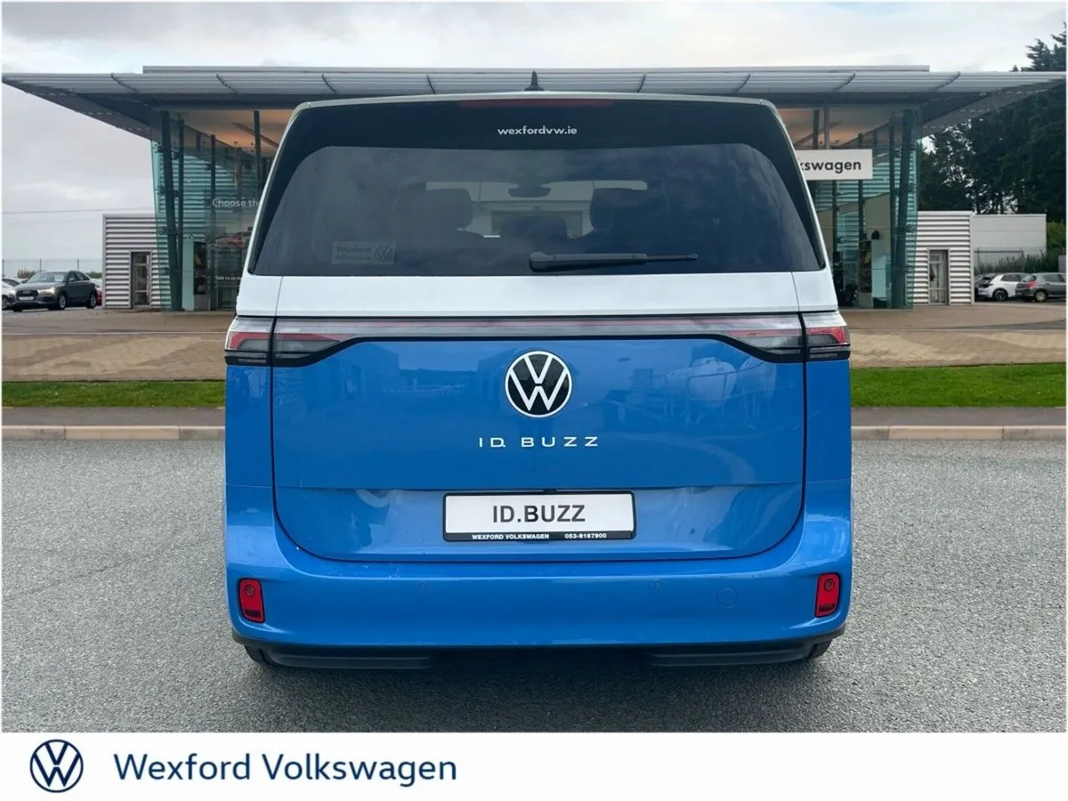 Volkswagen ID.Buzz MPV, Electric, 2026, Blue