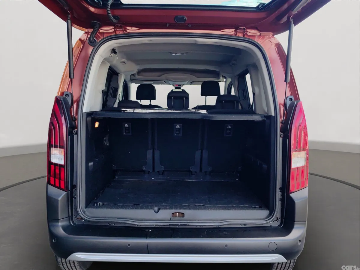 Peugeot Rifter MPV, Diesel, 2021, Brown