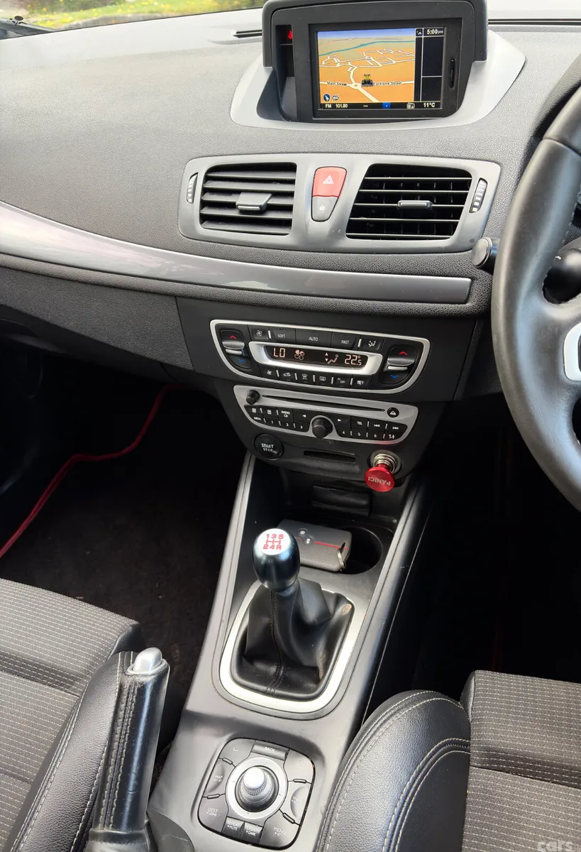 Renault Megane Estate/Jeep, Diesel, 2011, Silver