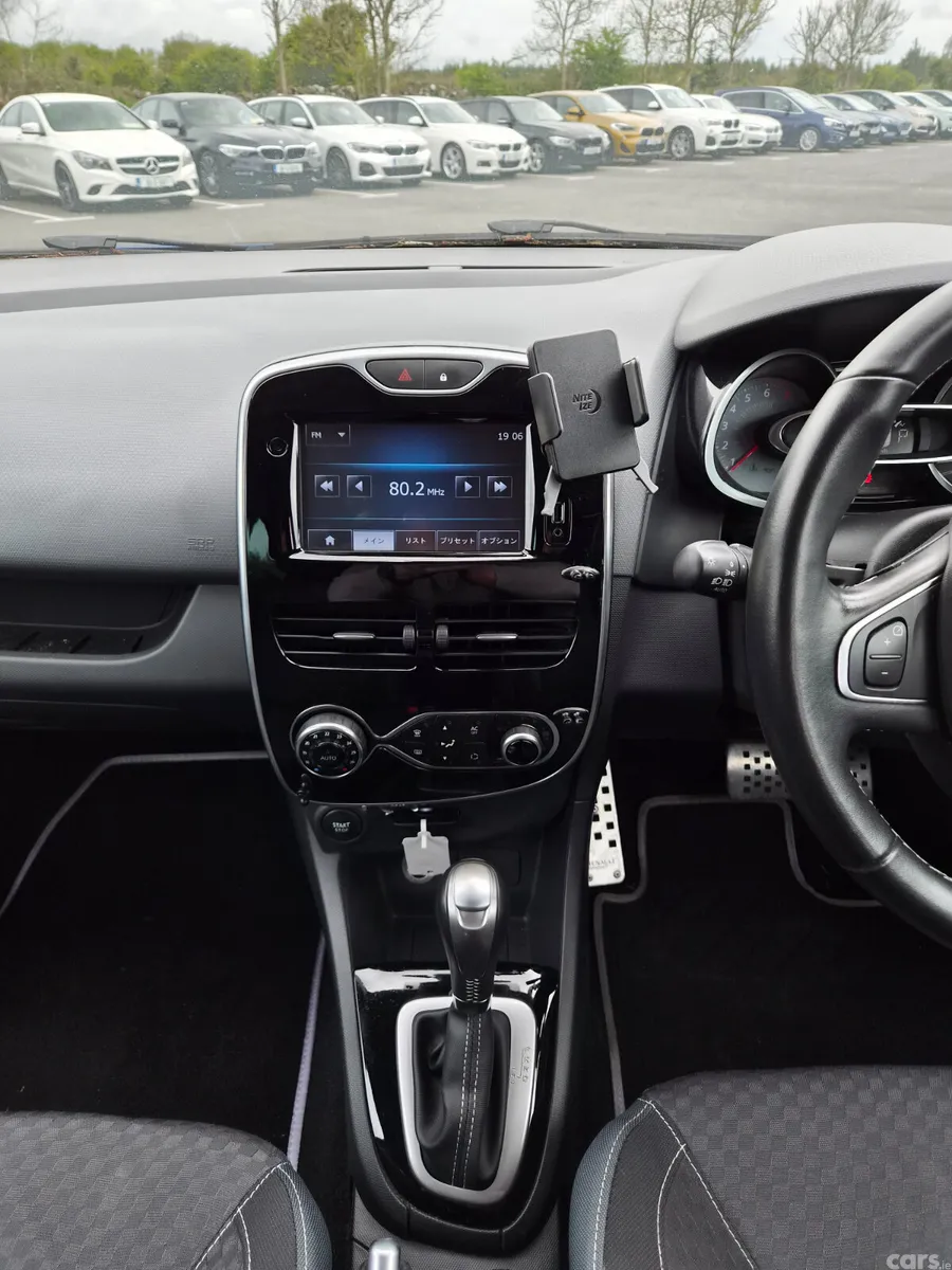 Renault Clio Hatchback, Petrol, 2016, Blue