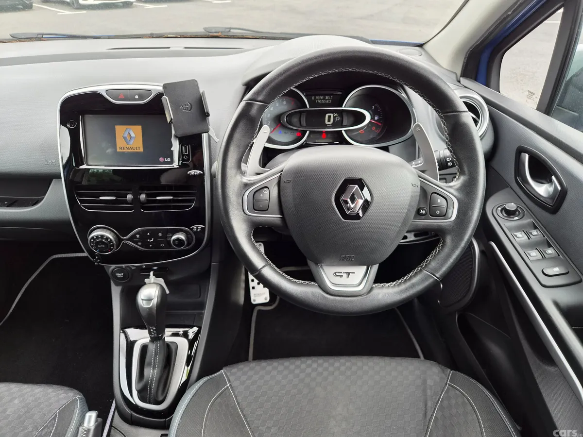 Renault Clio Hatchback, Petrol, 2016, Blue