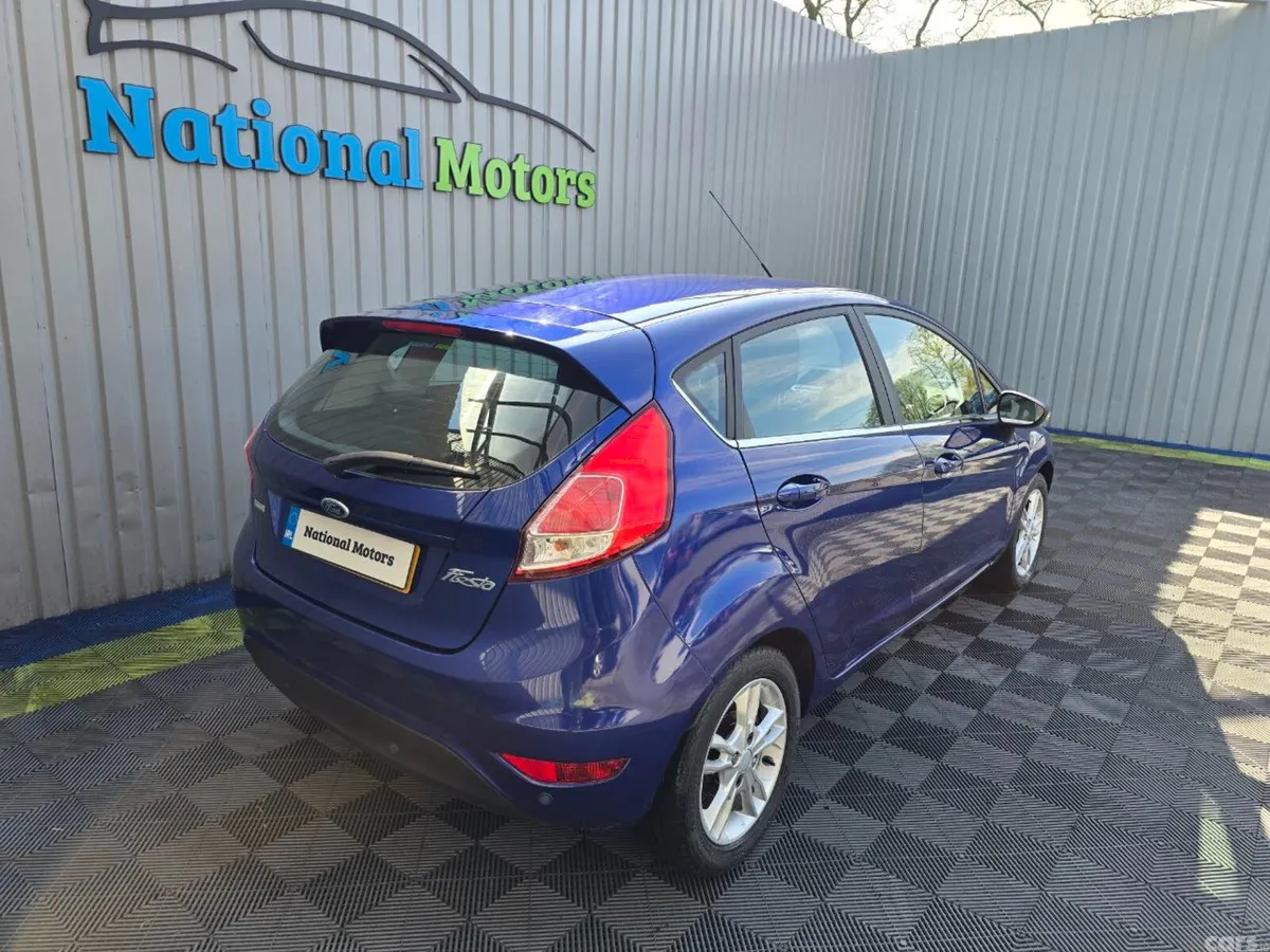 Ford Fiesta Hatchback, Petrol, 2015, Blue