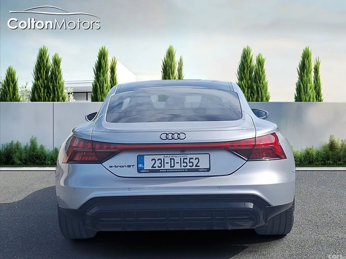 Audi e-tron GT quattro Hatchback, Electric, 2023, Grey