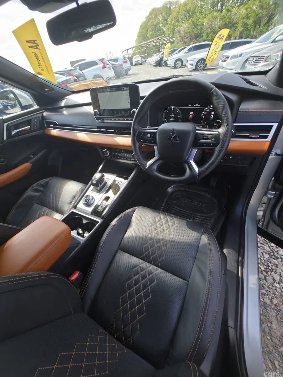 Mitsubishi Outlander SUV, Petrol Plug-in Hybrid, 2022, Silver
