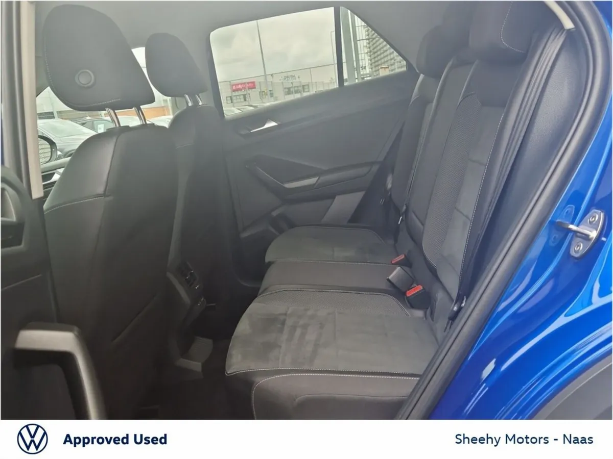Volkswagen T-Roc SUV, Petrol, 2024, Blue