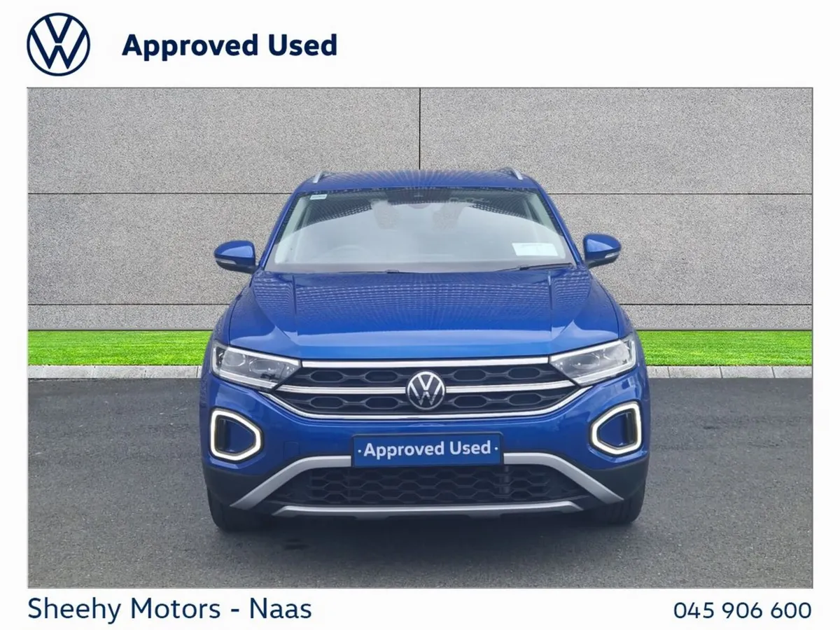 Volkswagen T-Roc SUV, Petrol, 2024, Blue