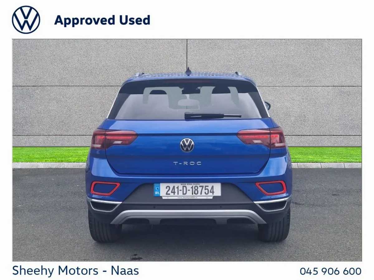 Volkswagen T-Roc SUV, Petrol, 2024, Blue