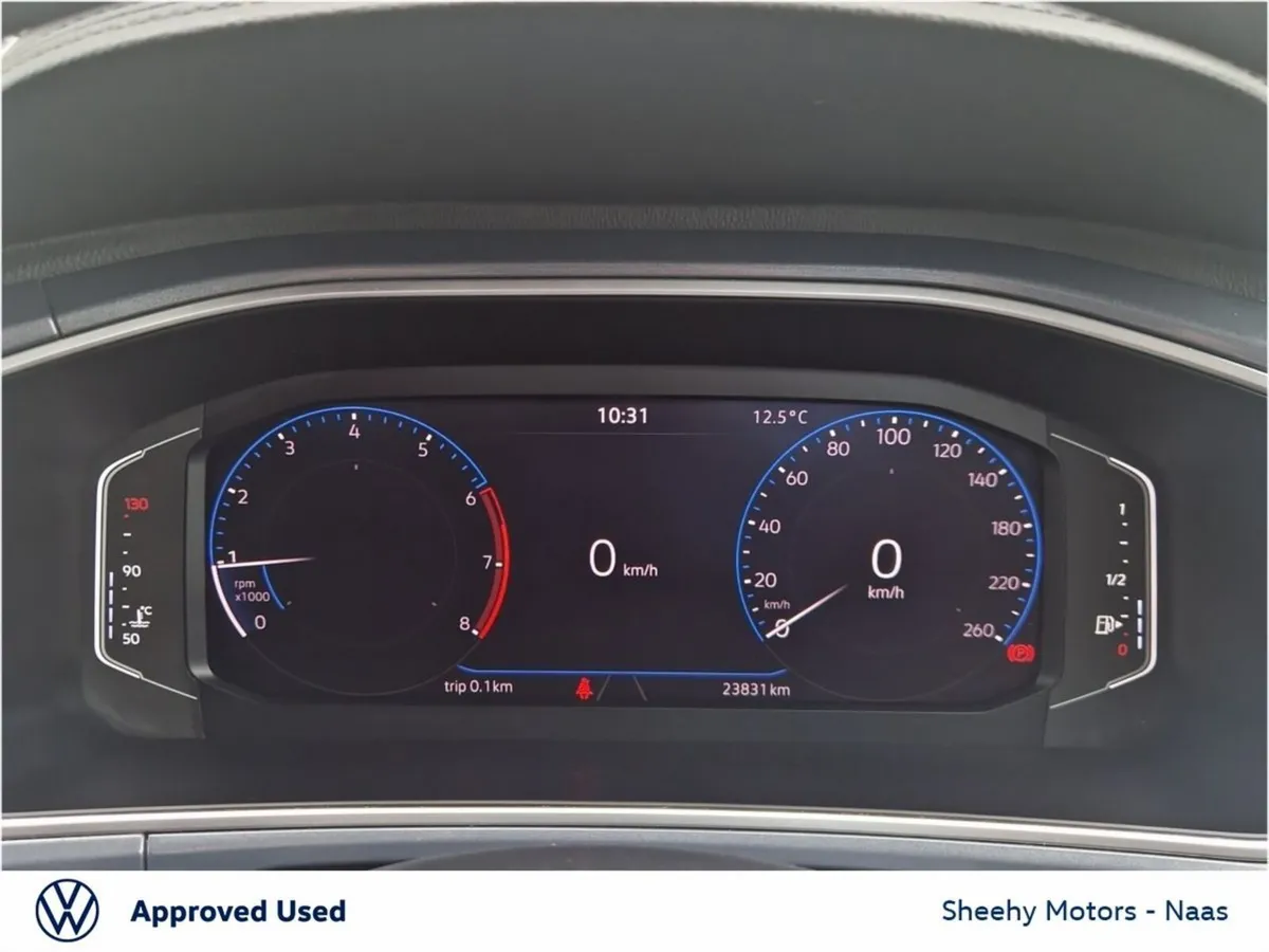 Volkswagen T-Roc SUV, Petrol, 2024, Blue
