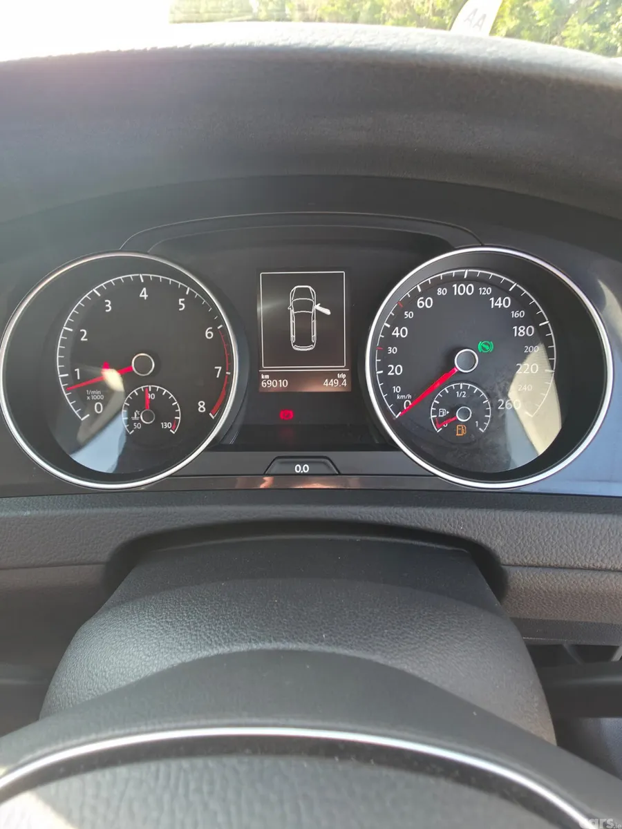 Volkswagen Golf Estate, Petrol, 2017, White