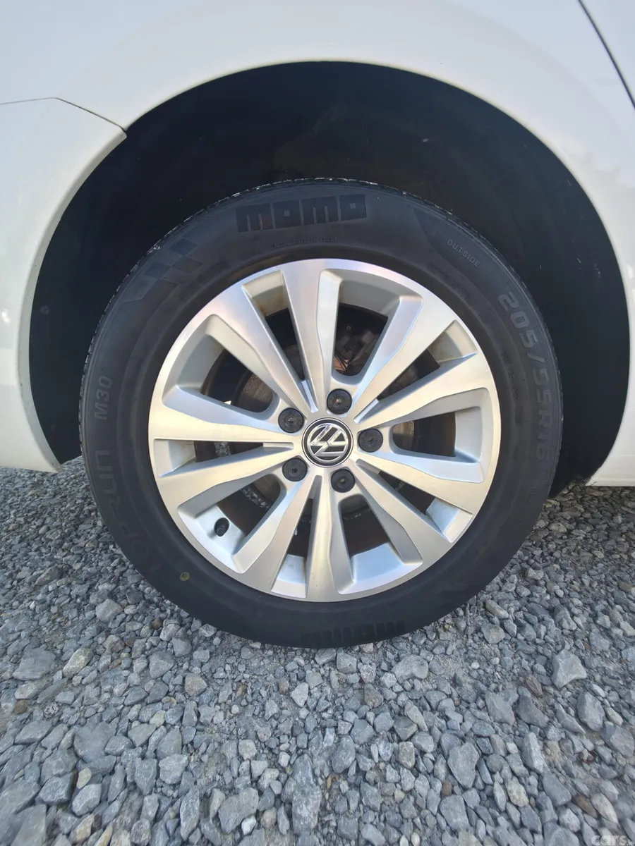 Volkswagen Golf Estate, Petrol, 2017, White