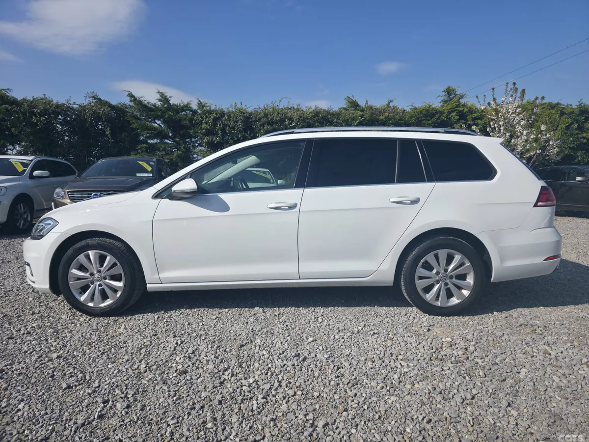 Volkswagen Golf Estate, Petrol, 2017, White