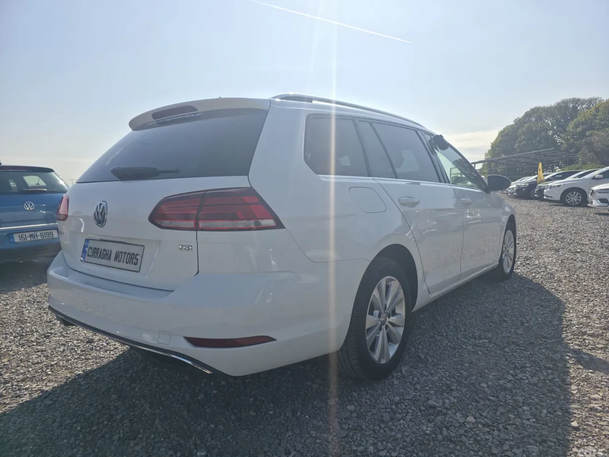 Volkswagen Golf Estate, Petrol, 2017, White