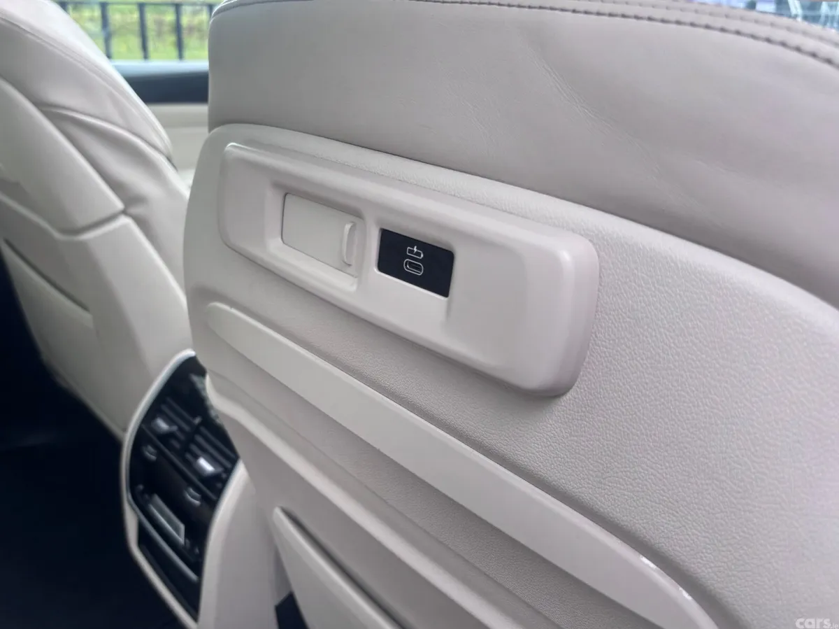 BMW X7 Estate/Jeep, Diesel, 2019, Black