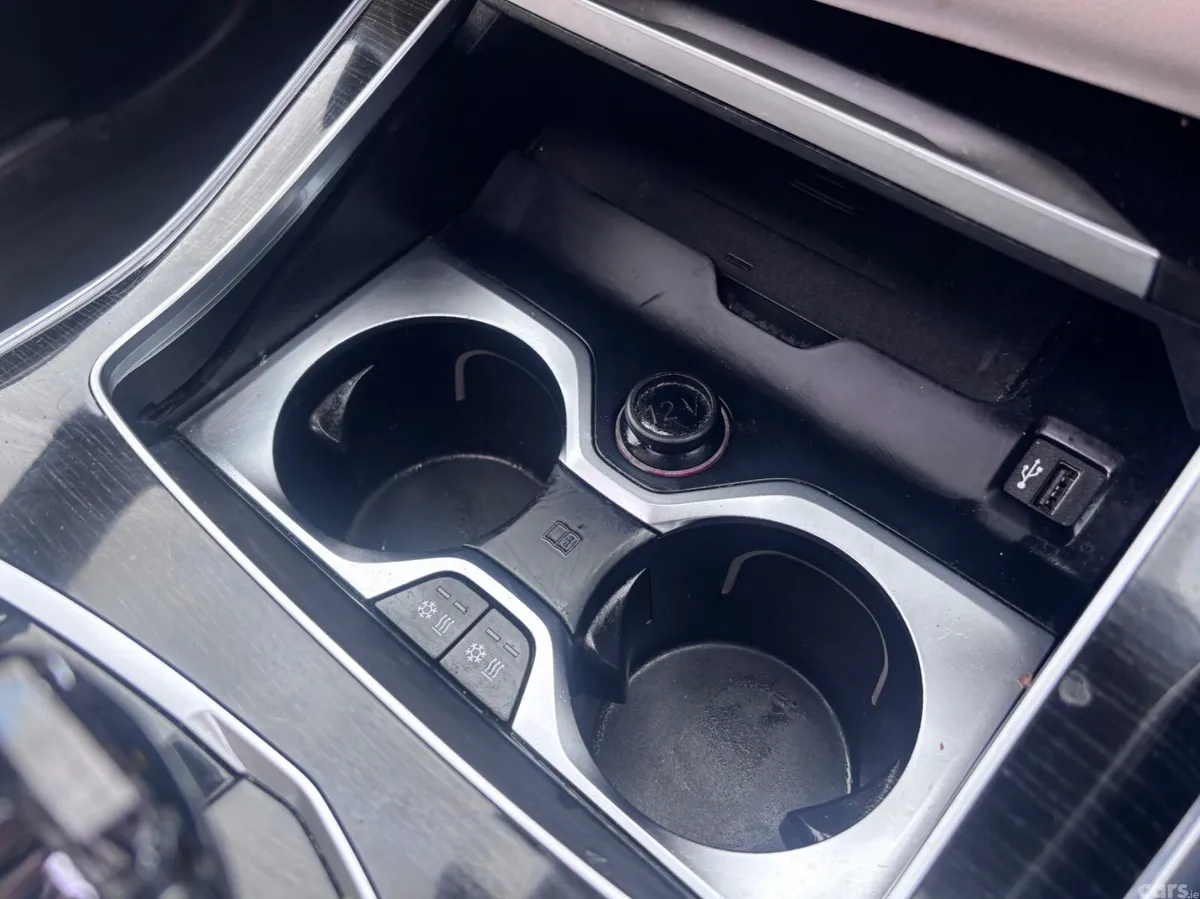 BMW X7 Estate/Jeep, Diesel, 2019, Black