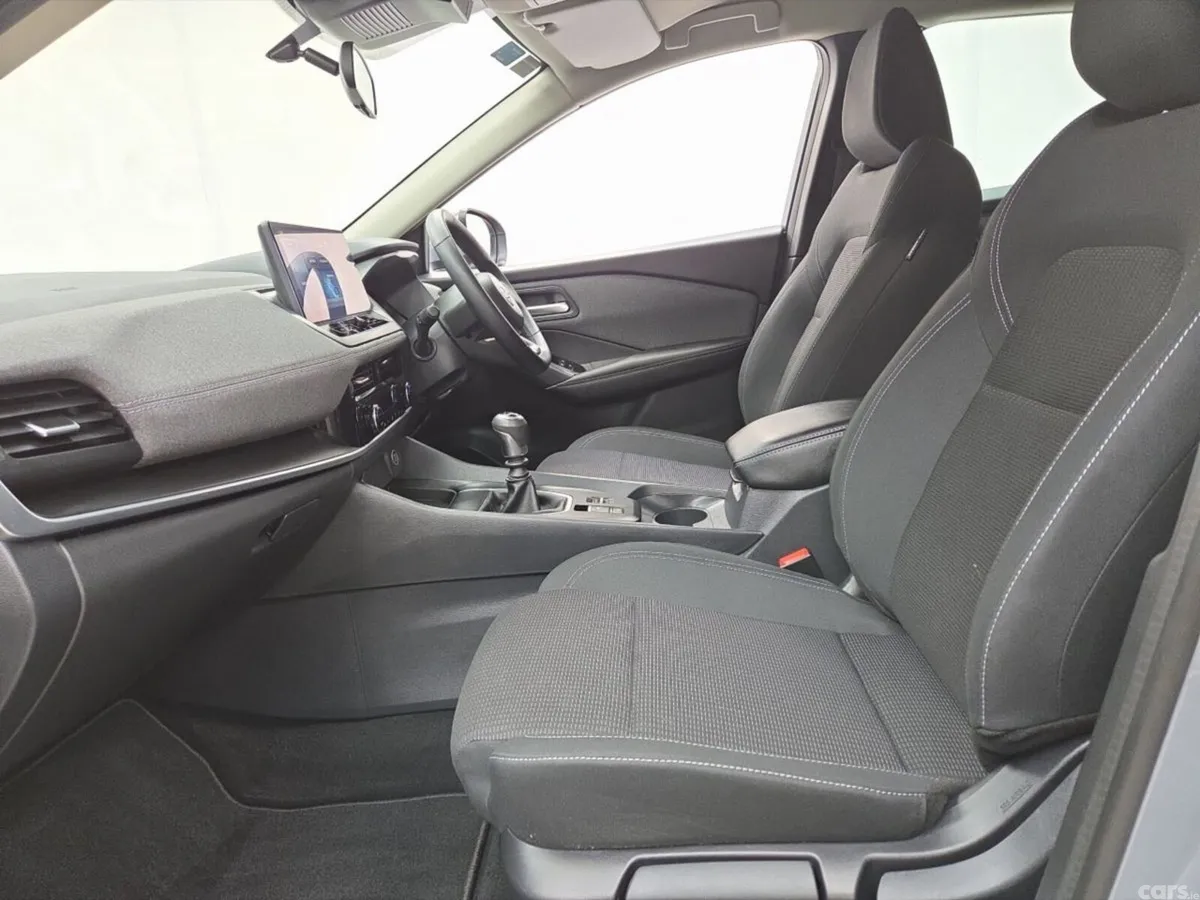 Nissan Qashqai MPV, Petrol Hybrid, 2025, Grey