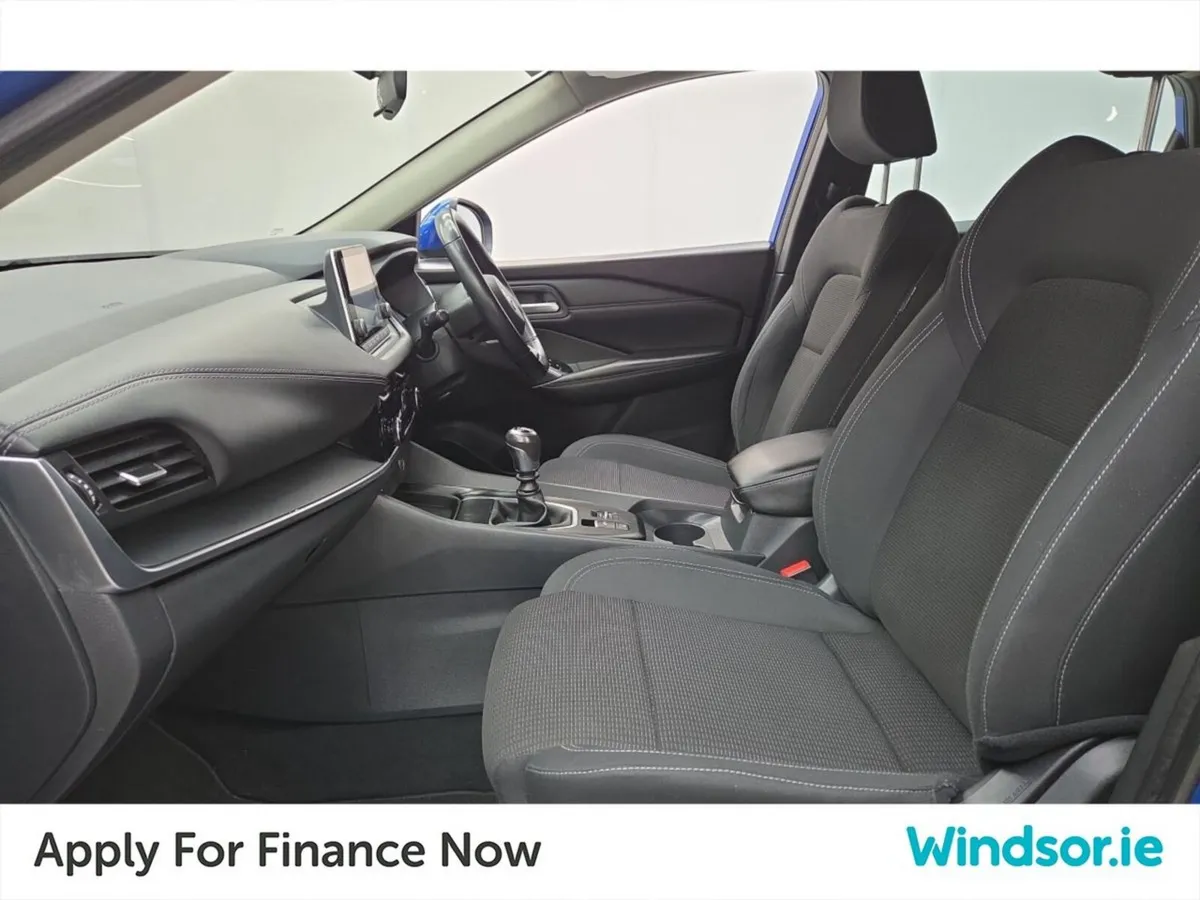 Nissan Qashqai MPV, Petrol Hybrid, 2023, Blue
