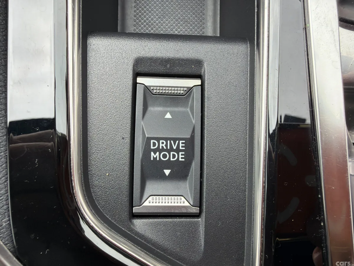 Peugeot 3008 MPV, Petrol, 2022, Grey