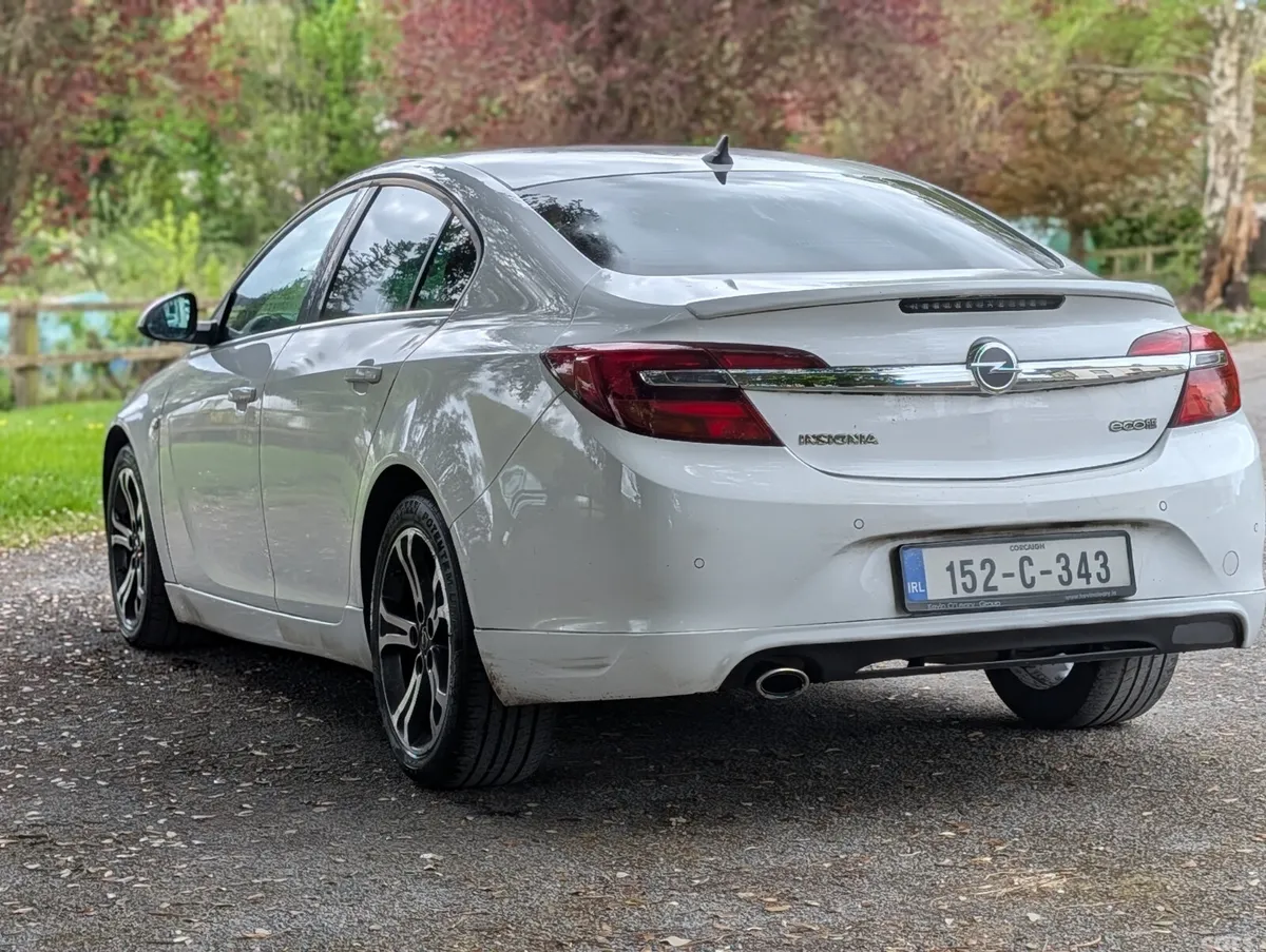 Opel Insignia Saloon, Diesel, 2015, White