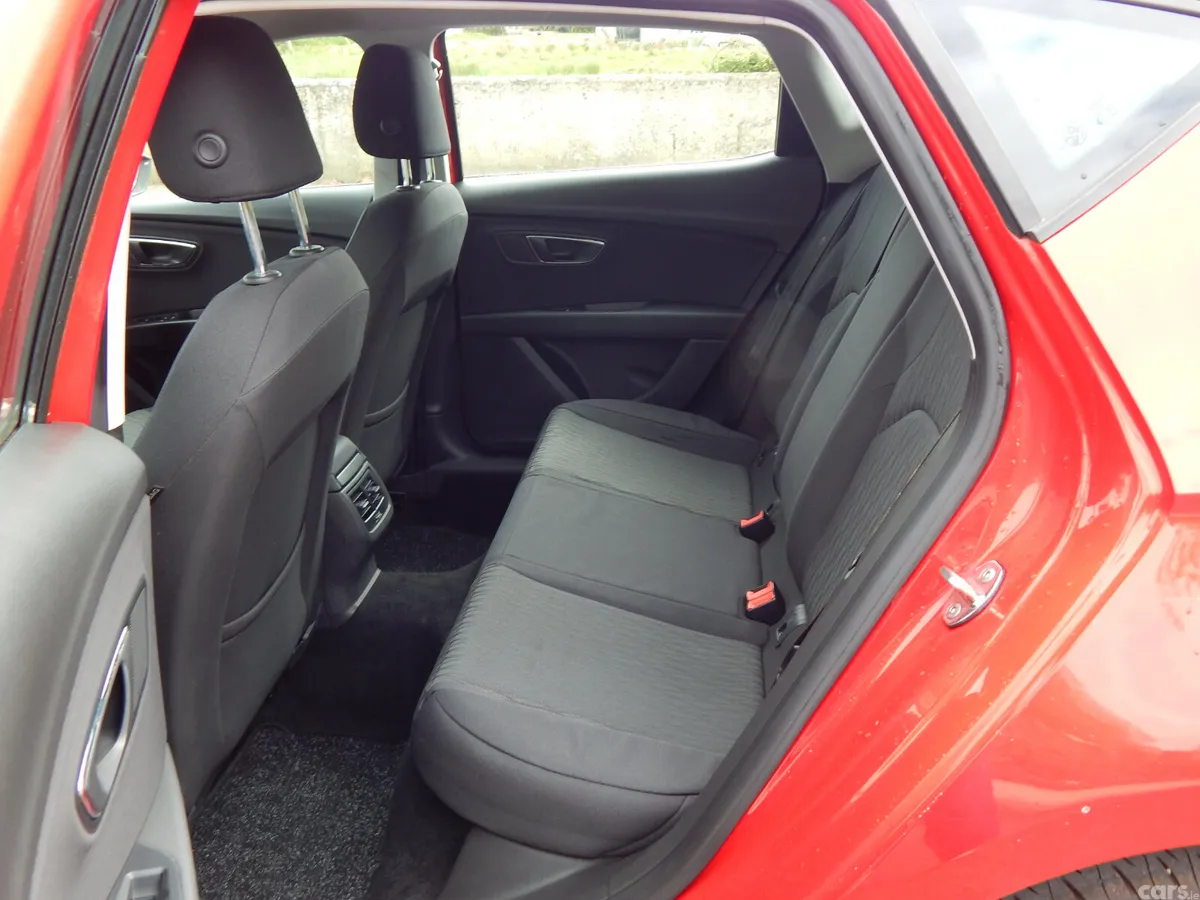 SEAT Leon Estate, Diesel, 2017, Red