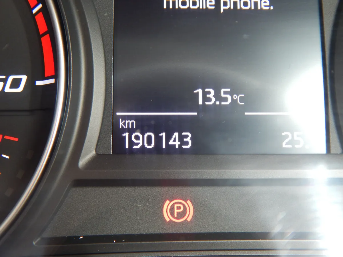 SEAT Leon Estate, Diesel, 2017, Red