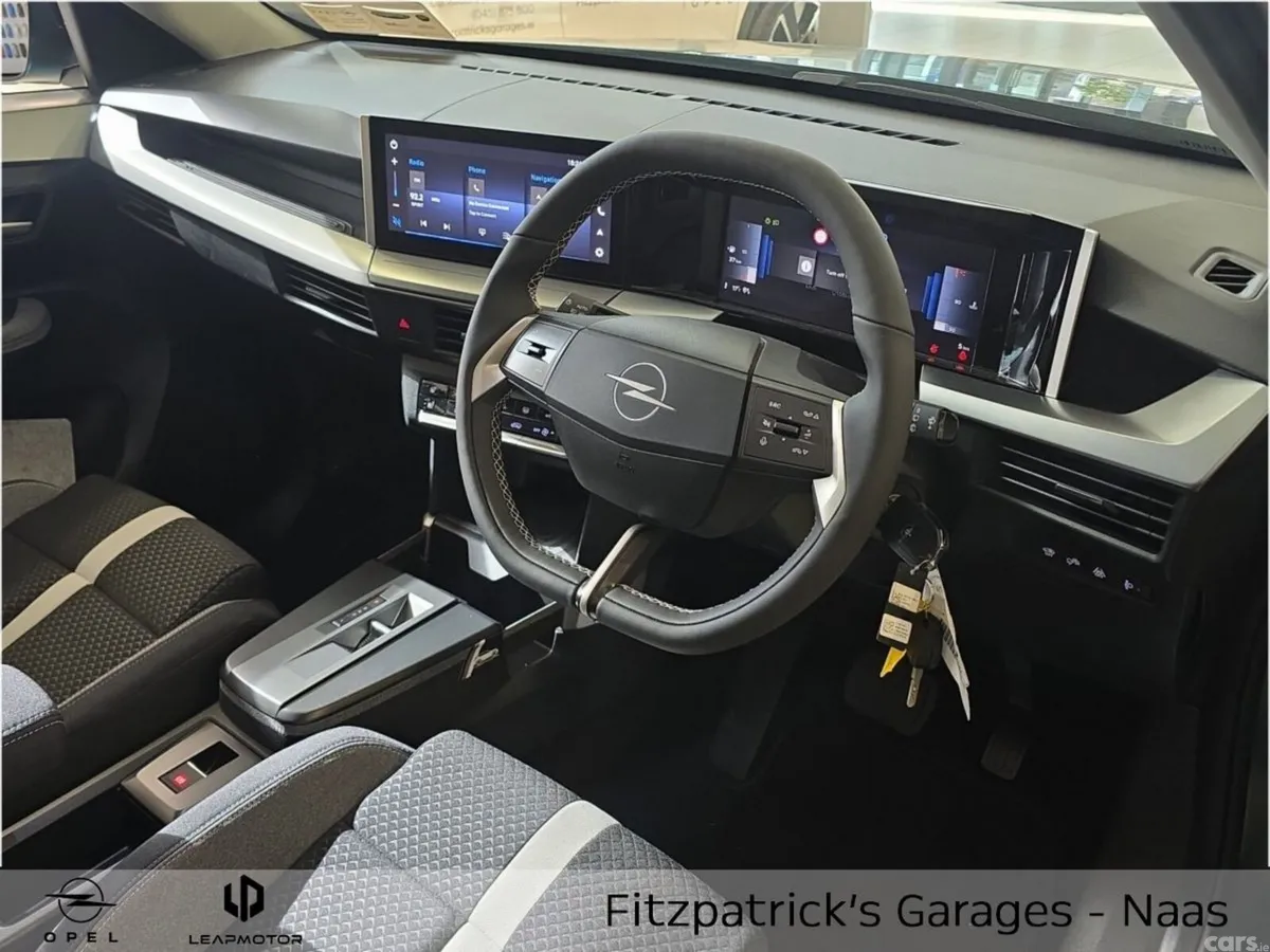 Opel Frontera SUV, Petrol Hybrid, 2026, Green