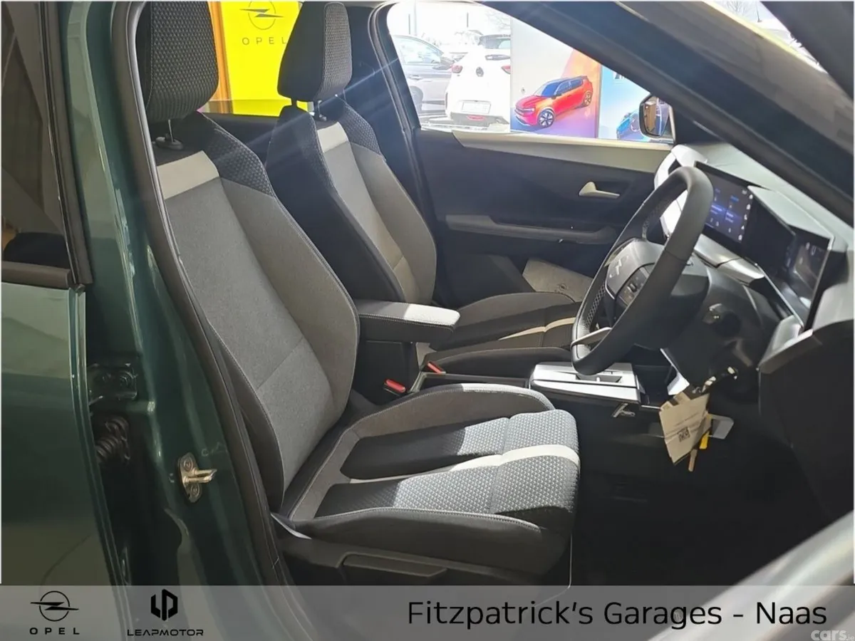 Opel Frontera SUV, Petrol Hybrid, 2026, Green