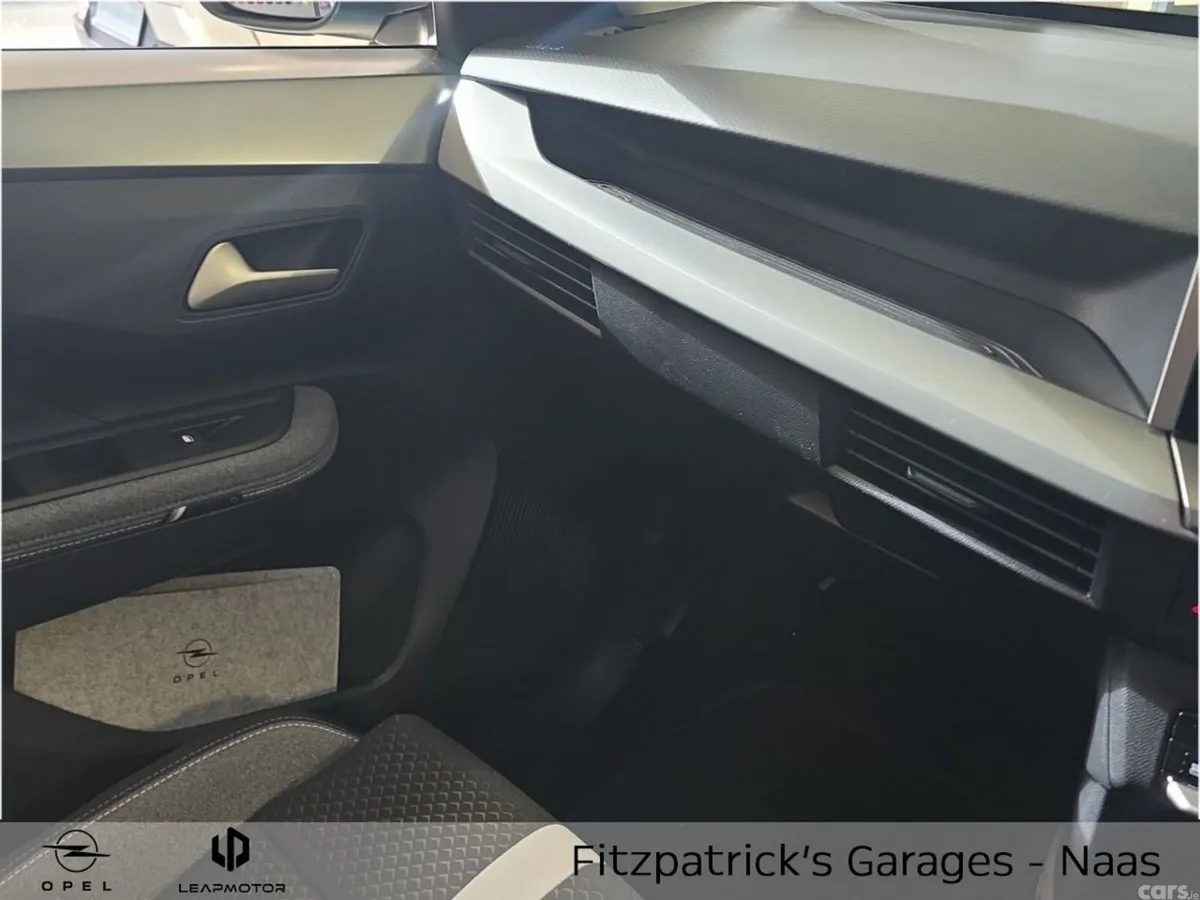 Opel Frontera SUV, Petrol Hybrid, 2026, Green