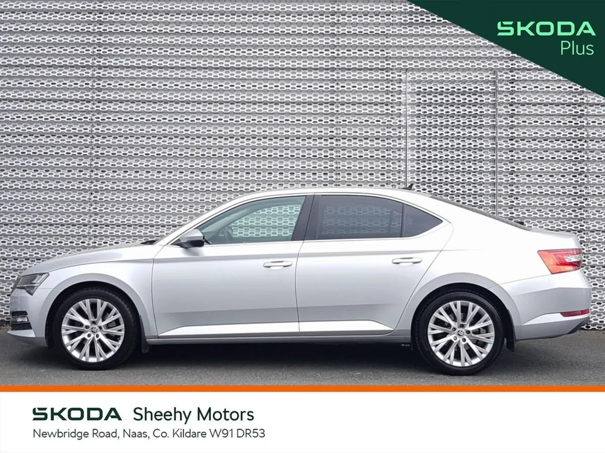 Skoda Superb Saloon, Diesel, 2024, Silver