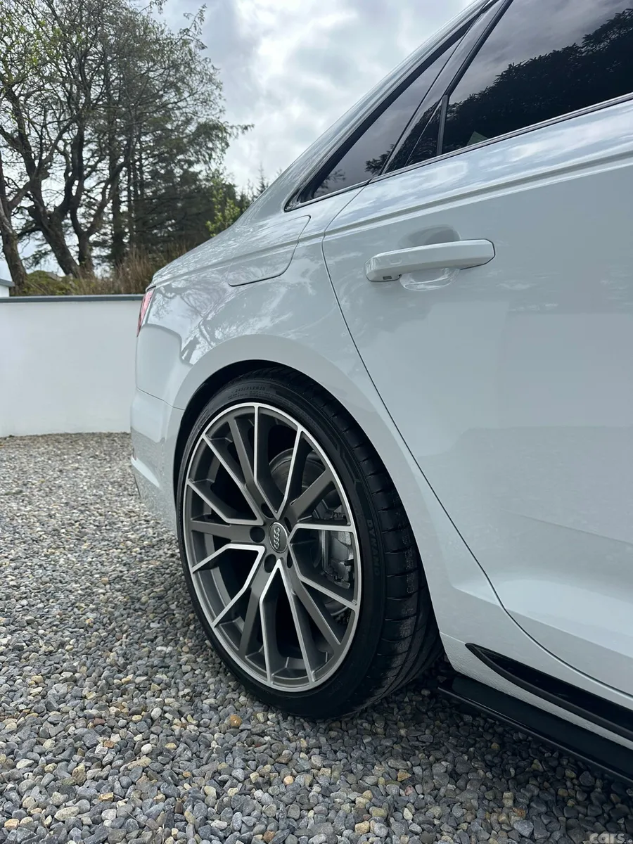 Audi A4 Saloon, Diesel, 2019, White