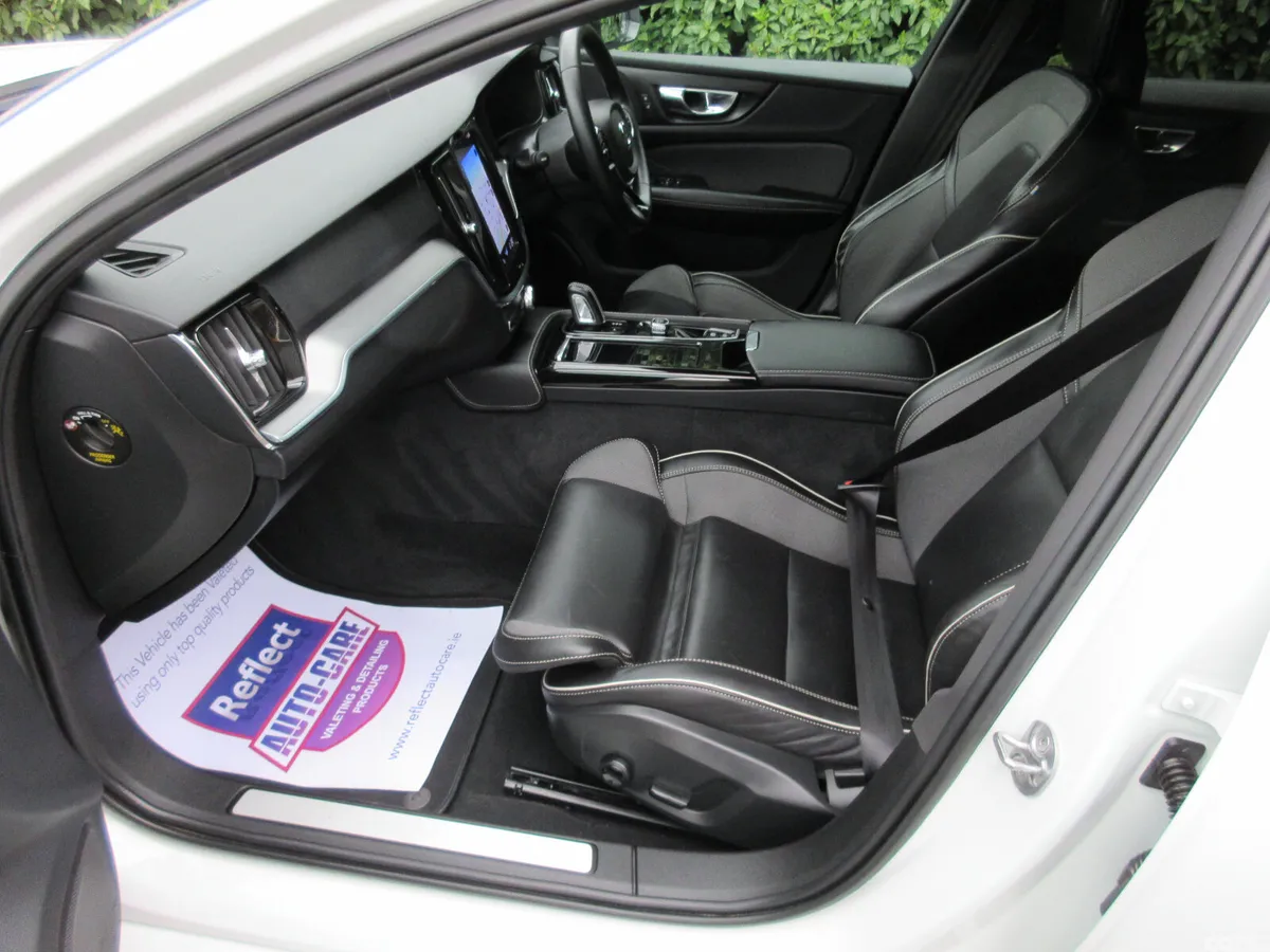 Volvo V60 Estate, Petrol Plug-in Hybrid, 2022, White