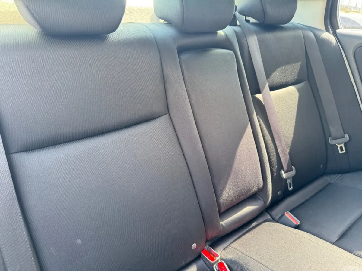 Honda Grace Saloon, Petrol Hybrid, 2016, White