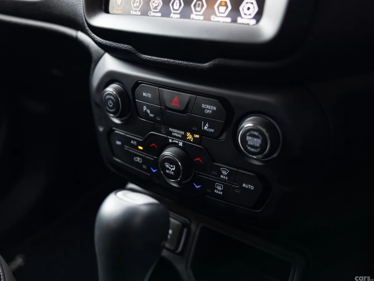 Jeep Renegade SUV, Petrol Hybrid, 2024, Red