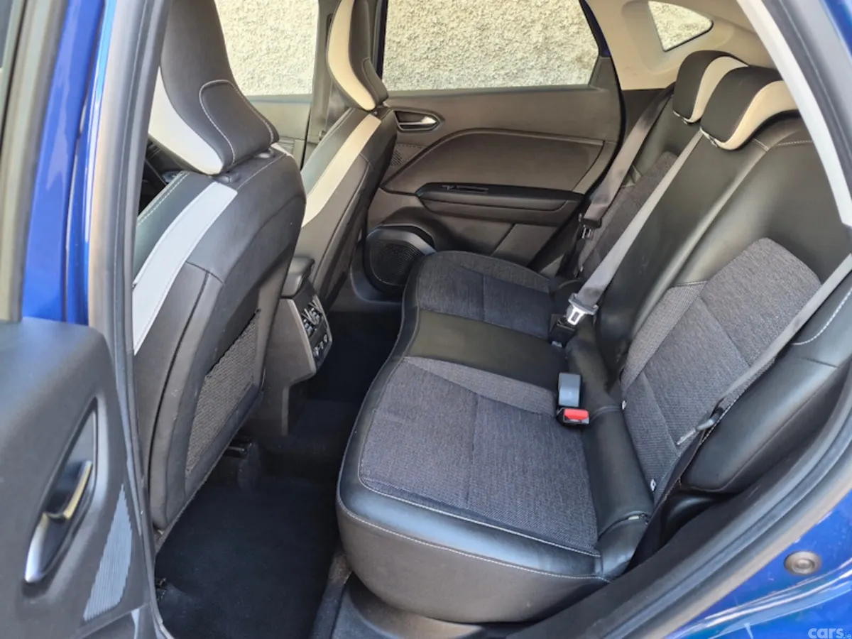 Renault Captur Hatchback, Petrol Hybrid, 2024, Blue