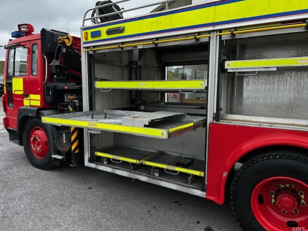 Volvo Other Fire Engine, Diesel, 1999, Red
