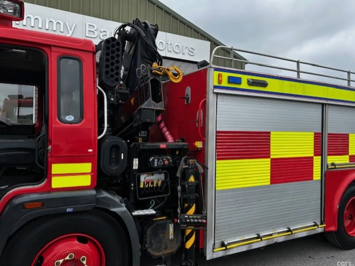 Volvo Other Fire Engine, Diesel, 1999, Red