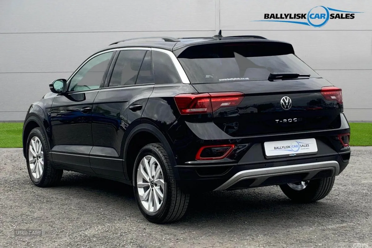 Volkswagen T-Roc SUV, Petrol, 2025, Black