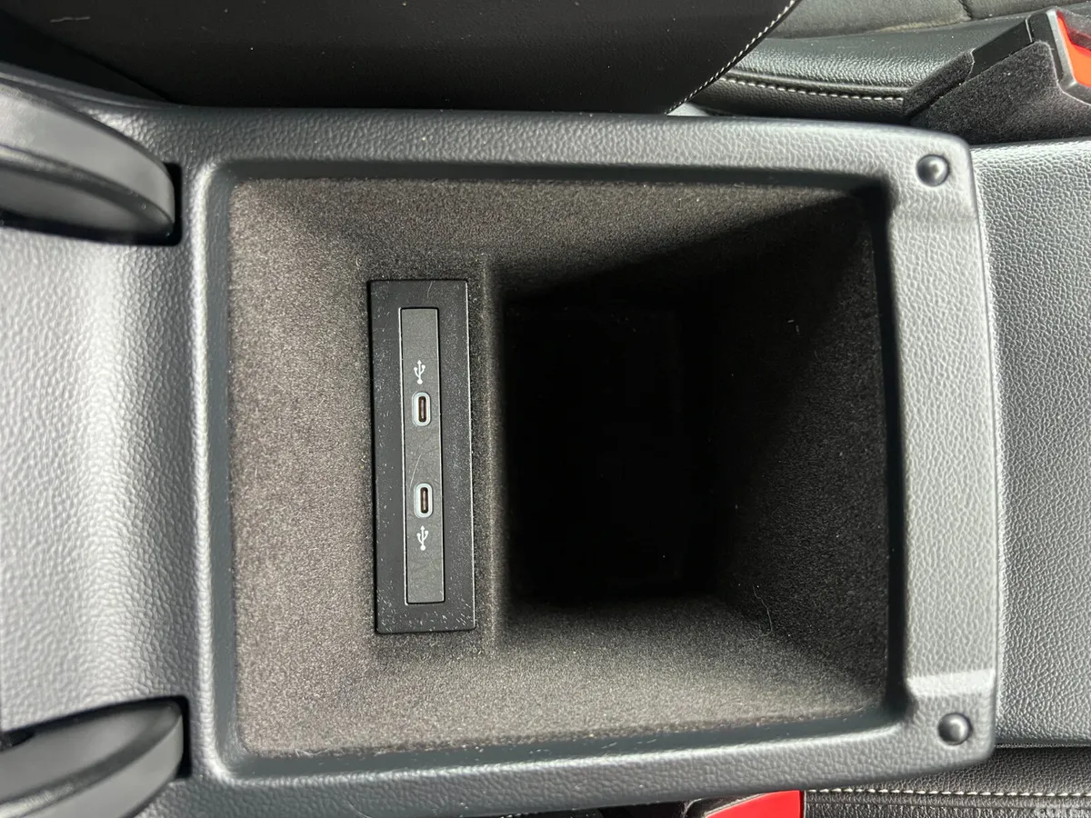Volkswagen Arteon Estate, Diesel, 2023, Blue